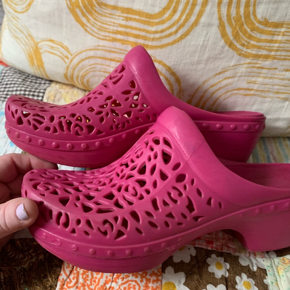 Dansko Pippa Waterproof clogs - Picture 3 of 7